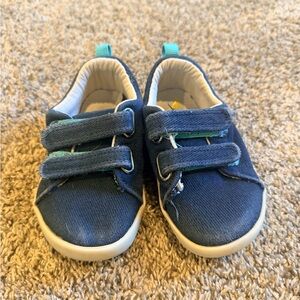 Blue 10 little shoes